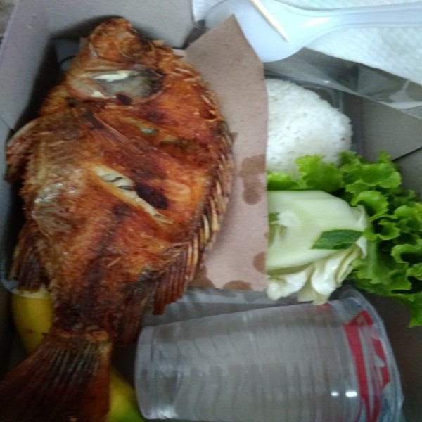 Nasi nila goreng