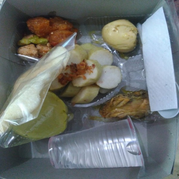 Opor Lontong