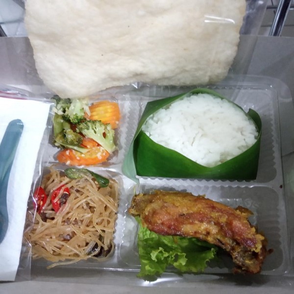 Nasi Ayam Goreng