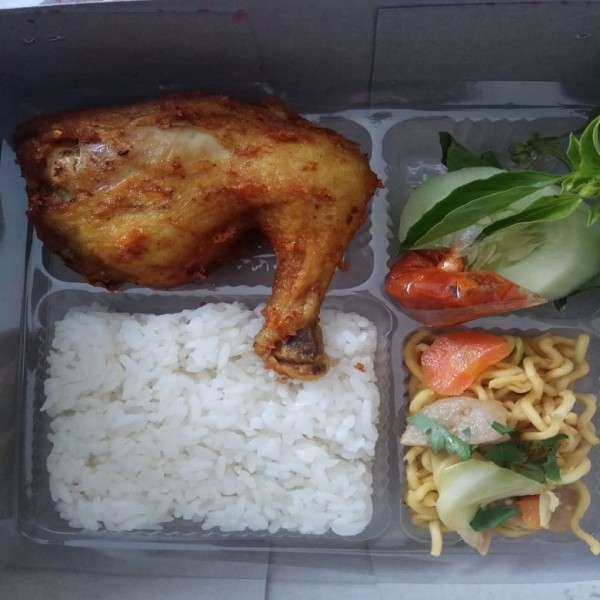 Nasi Ayam kota 