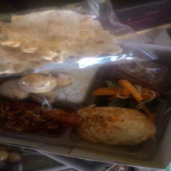 Nasi pecel. Box
