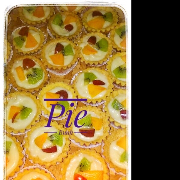 pie buah