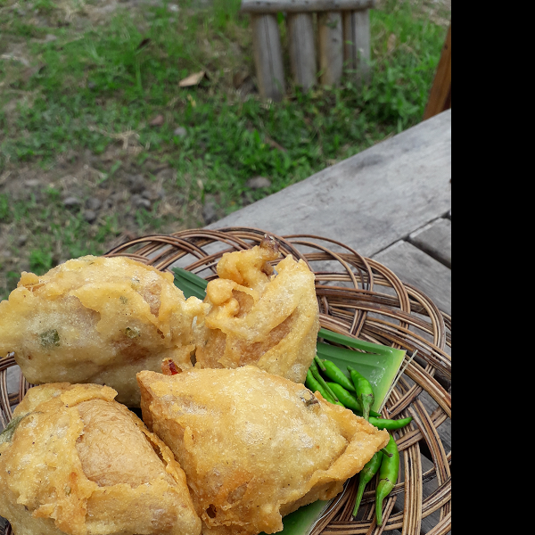 Tahu Mercon