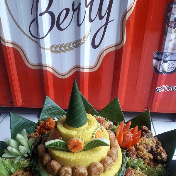 Nasi Tumpeng