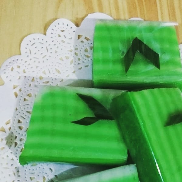 Kue lapispandan