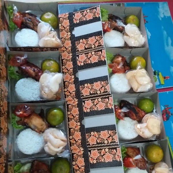 Nasi,ayam,oseng