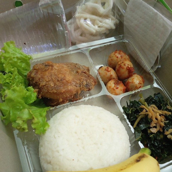 Nasi ayam goren
