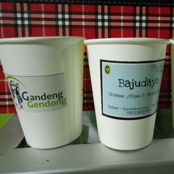 Minuman gelas