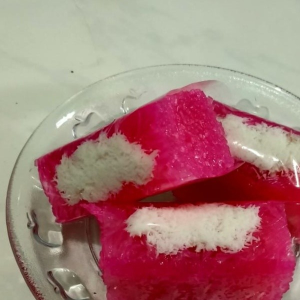 PUTU MAYANG