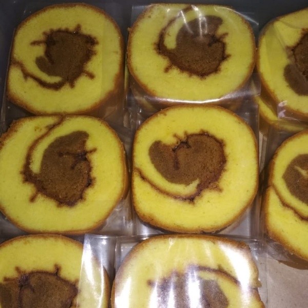 Roll cake