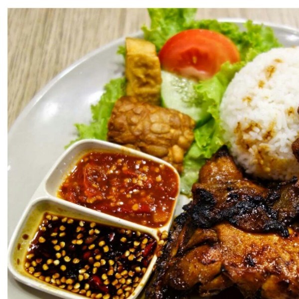 Ayam panggang b
