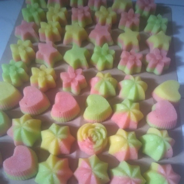 Kue pelangi