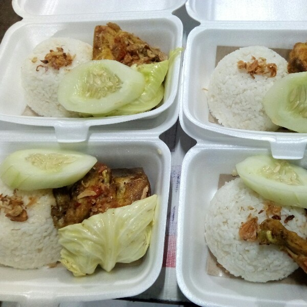 Ayam geprek,