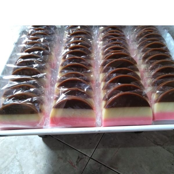 Puding pelangi