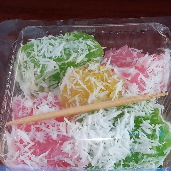 Kue dadu