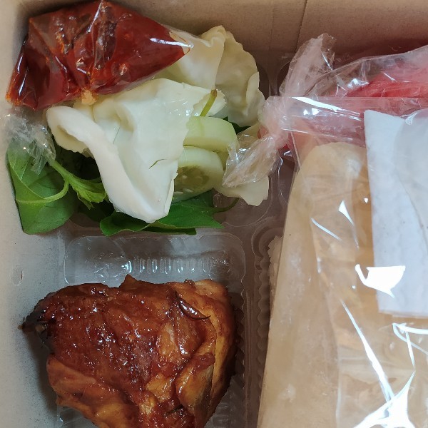 Nasi Ayam Bakar