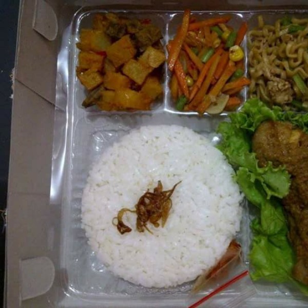 Nasi ayam goren