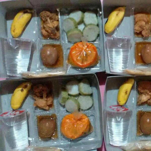 Lontong sambal 