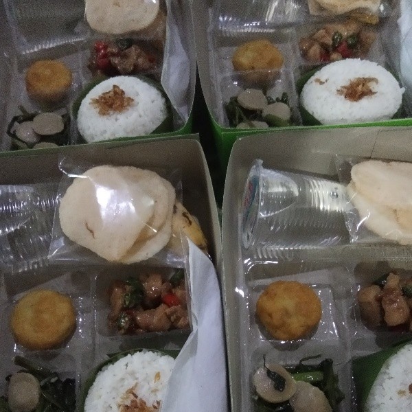 Ayam ladahitam