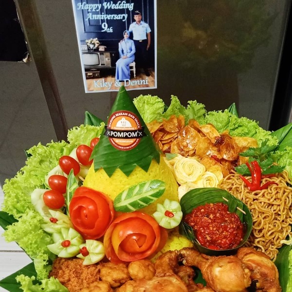 Tumpeng tampah 