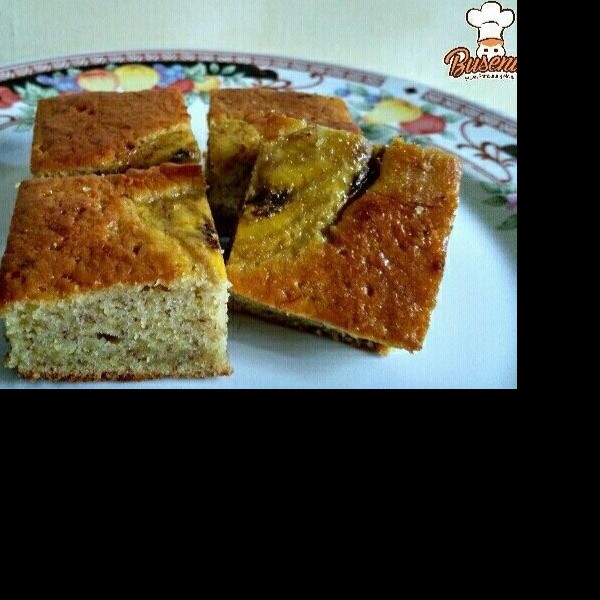 Banana cake
