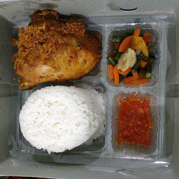 Nasi Ayam