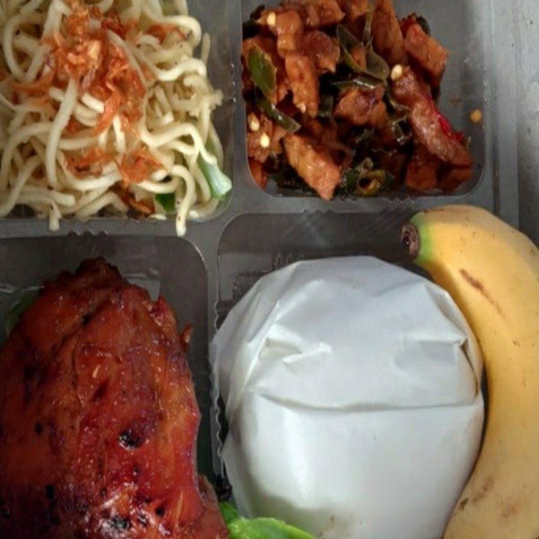 Nasi ayam bakar