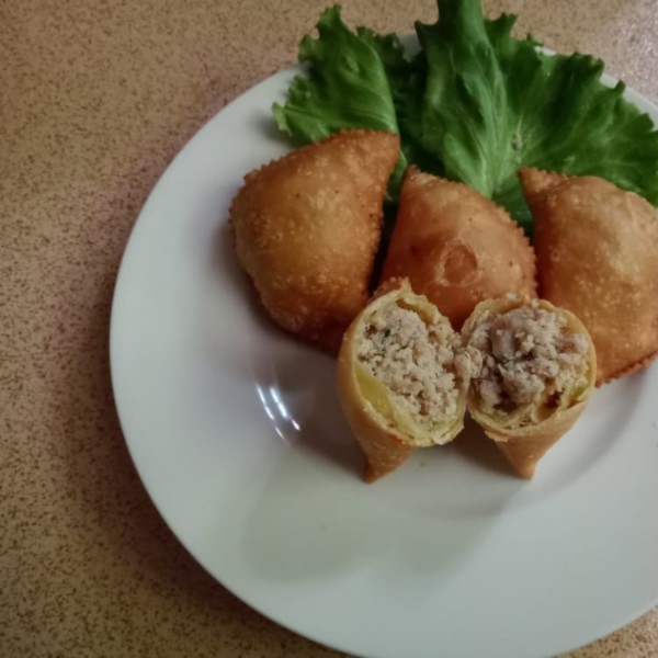 Pastel ayam