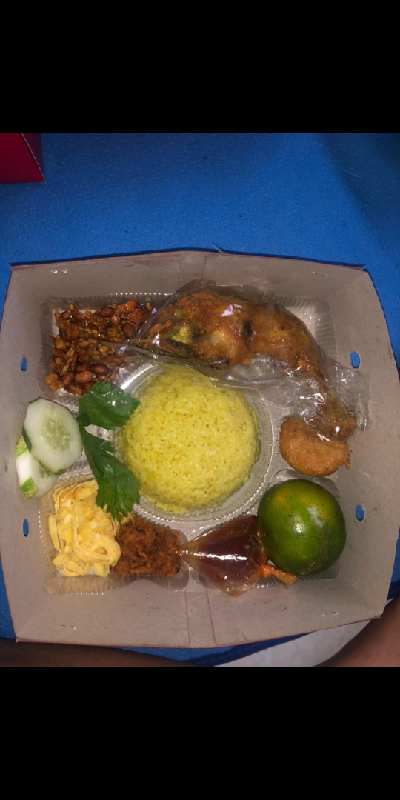 Nasi kuningayam