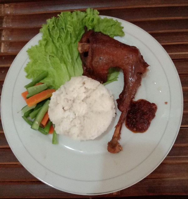 Nasi ayam kampu