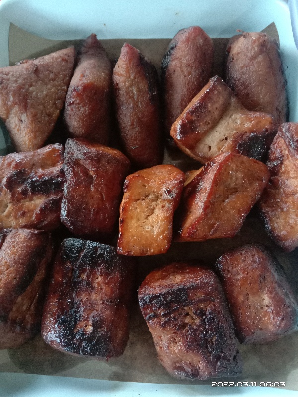 Tahu bacem