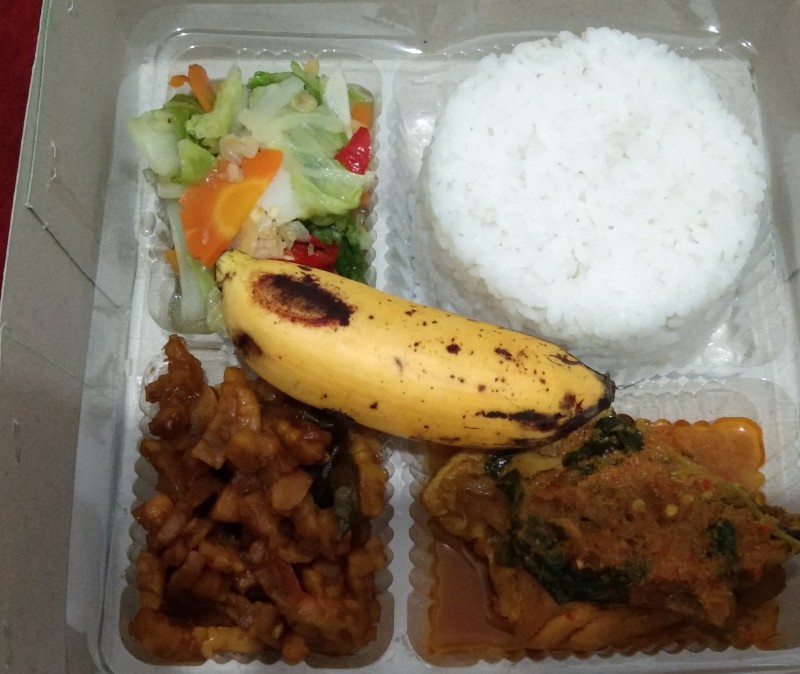 Ayam woku