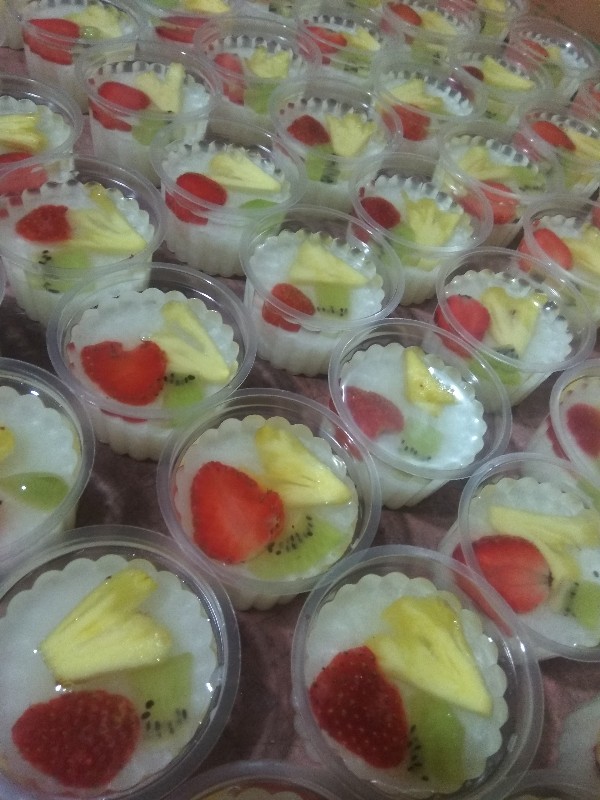 Puding buah 