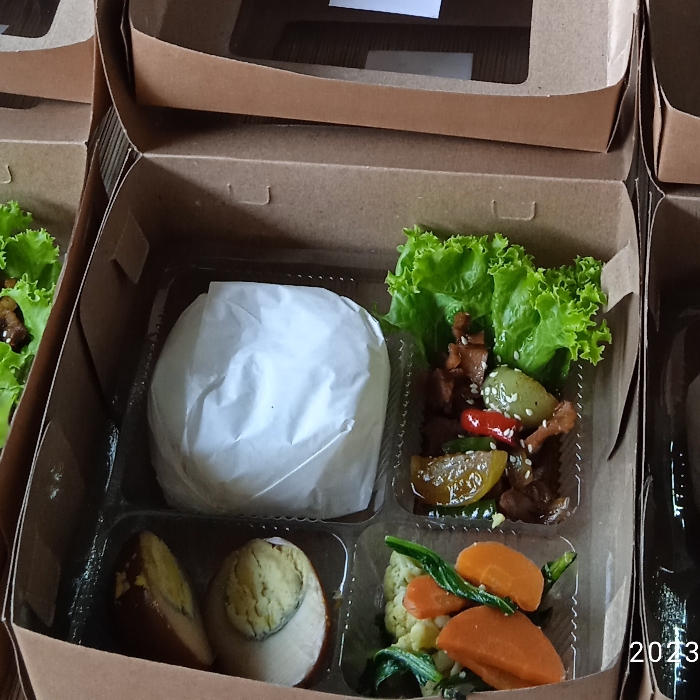 Paket nasi box