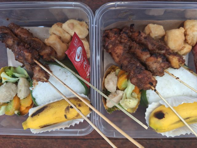 Sate ayam 1
