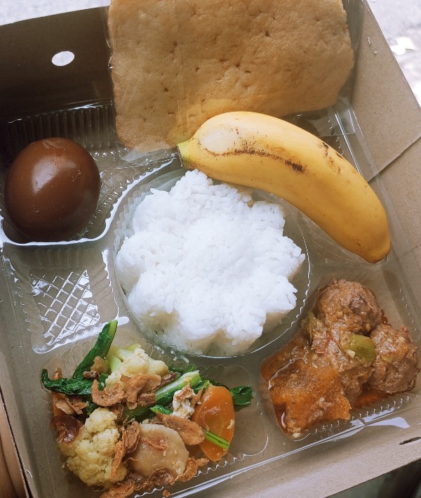 Paket nasi 2