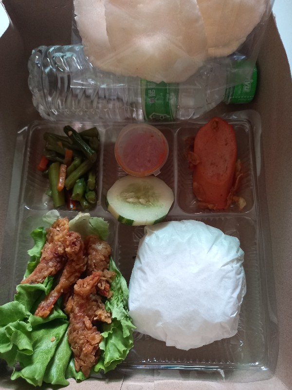 Nasi box.