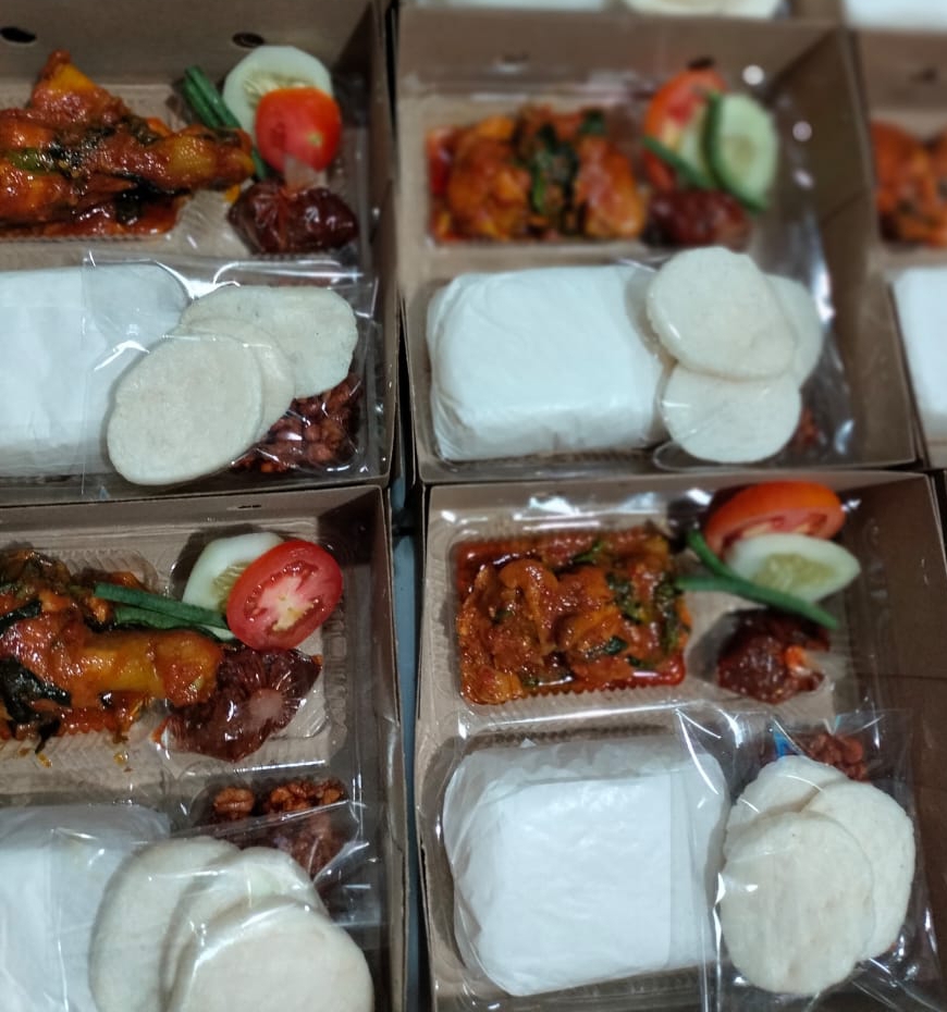 Nasi Ayam Woku