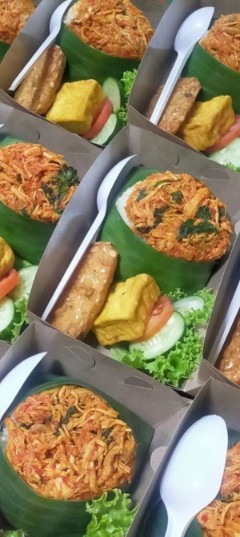 Ayam suwir 