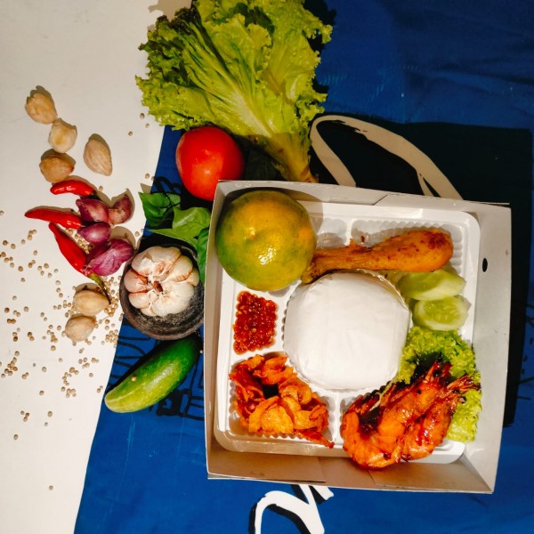 Udang Bakar Gongso Ayam Goreng Full set 