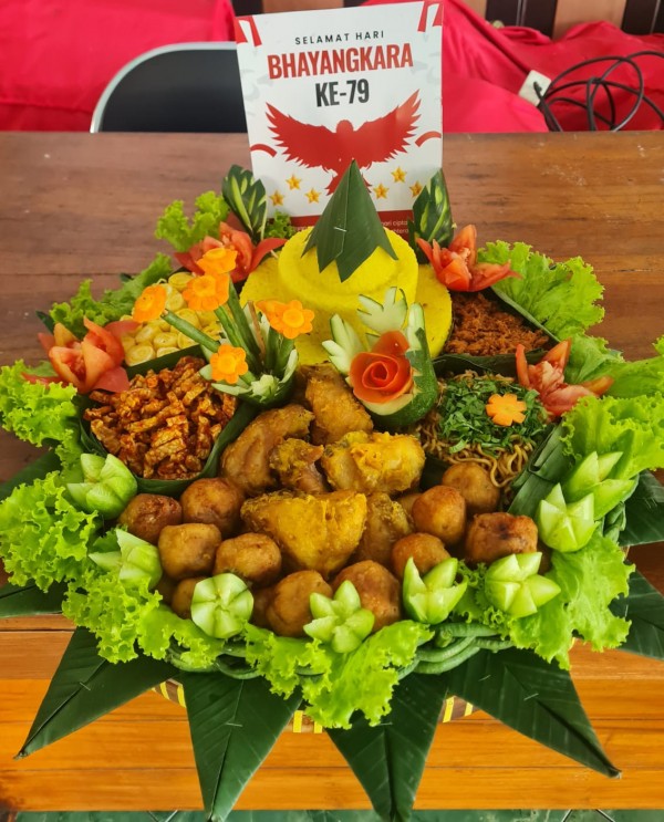 Tumpeng Nasi Kuning