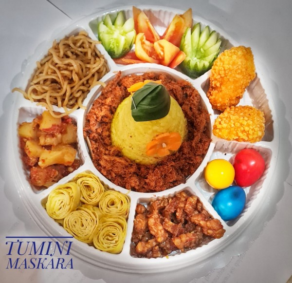 TUMINI ( tumpeng mini )