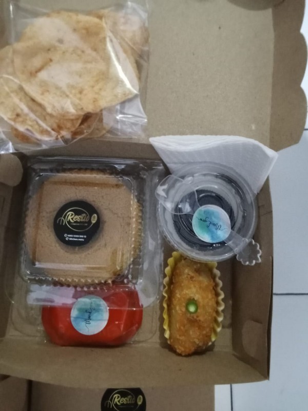 Paket Snack B