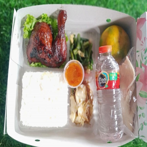 Paket Nasi Oseng Ndeso Ayam Bakar Besar